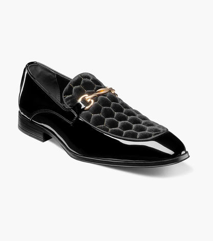 Black,7,M (D - medium)