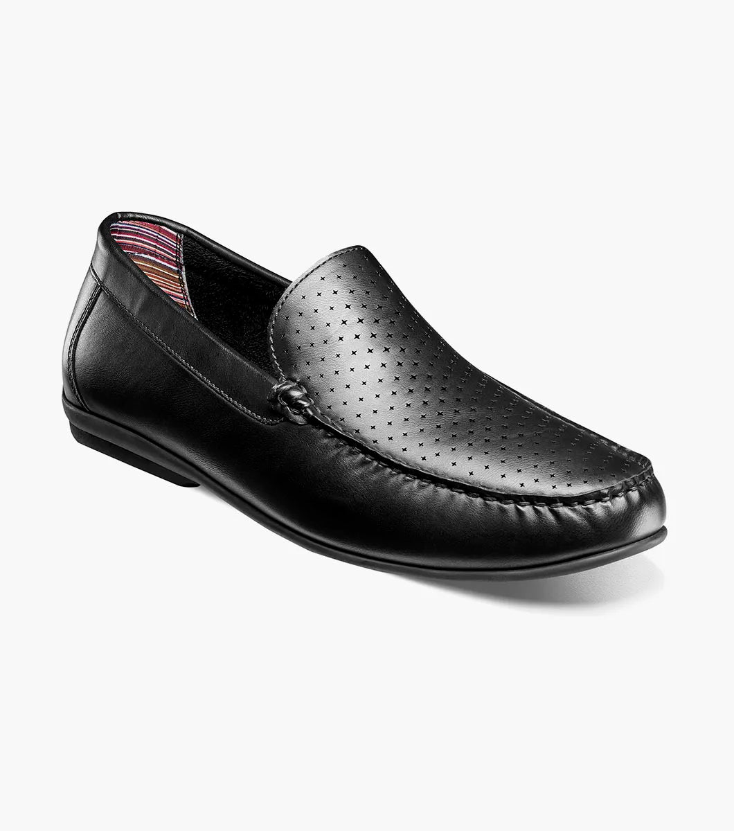 Black,7,M (D - medium)