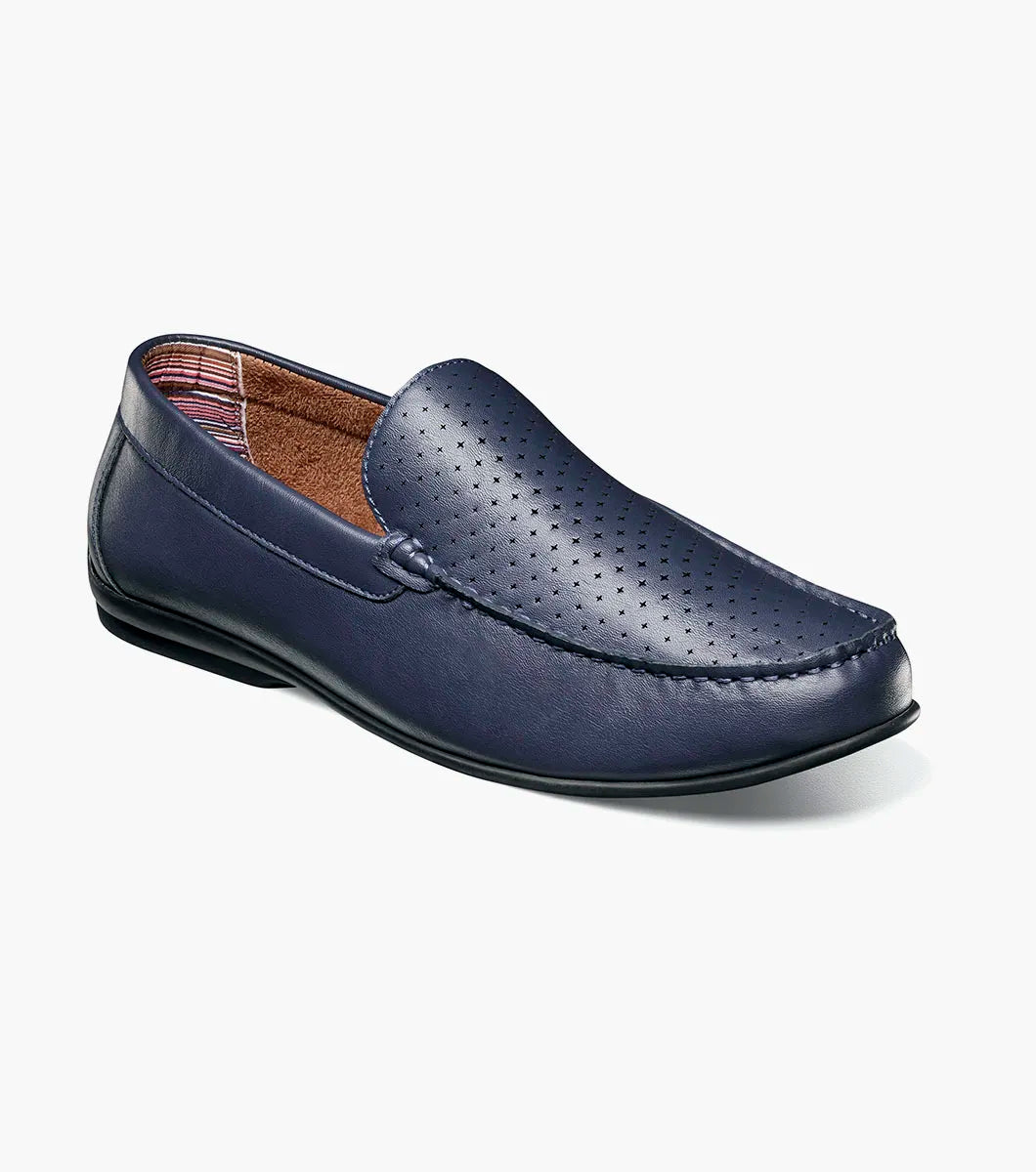 Navy,7,M (D - medium)