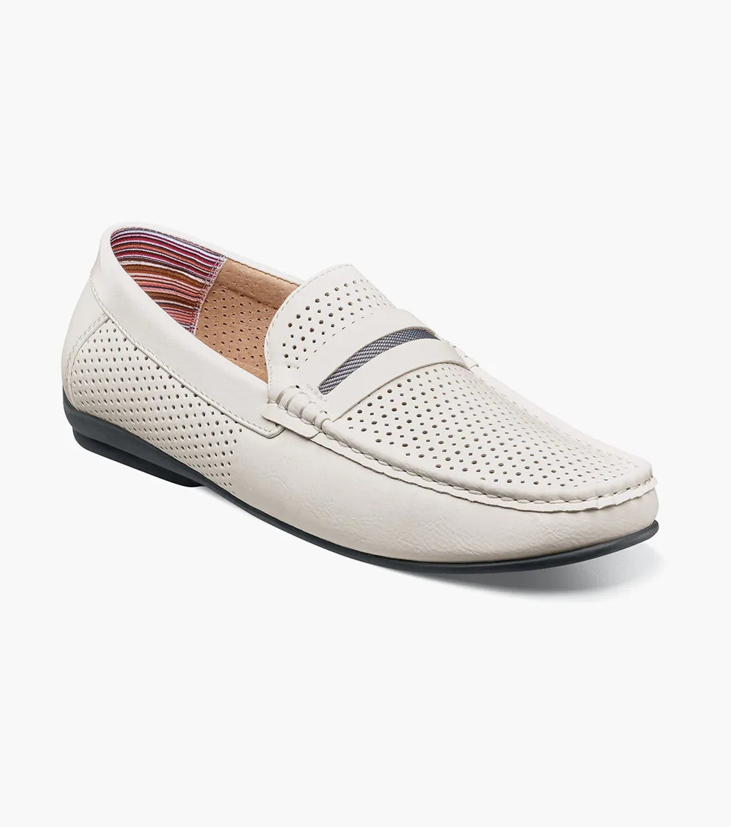 White,7,M (D - medium)
