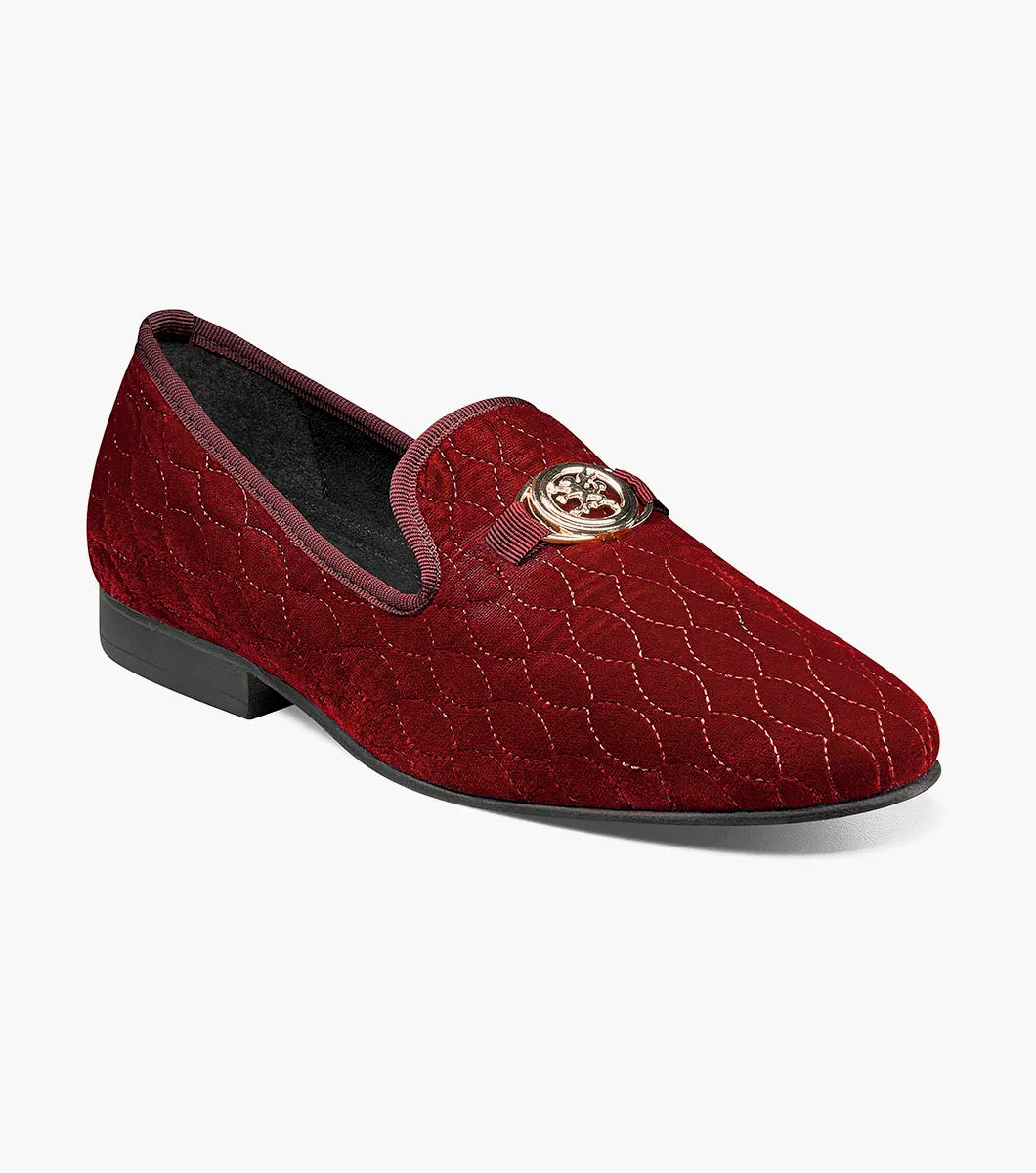 Burgundy,7,M (D - medium)