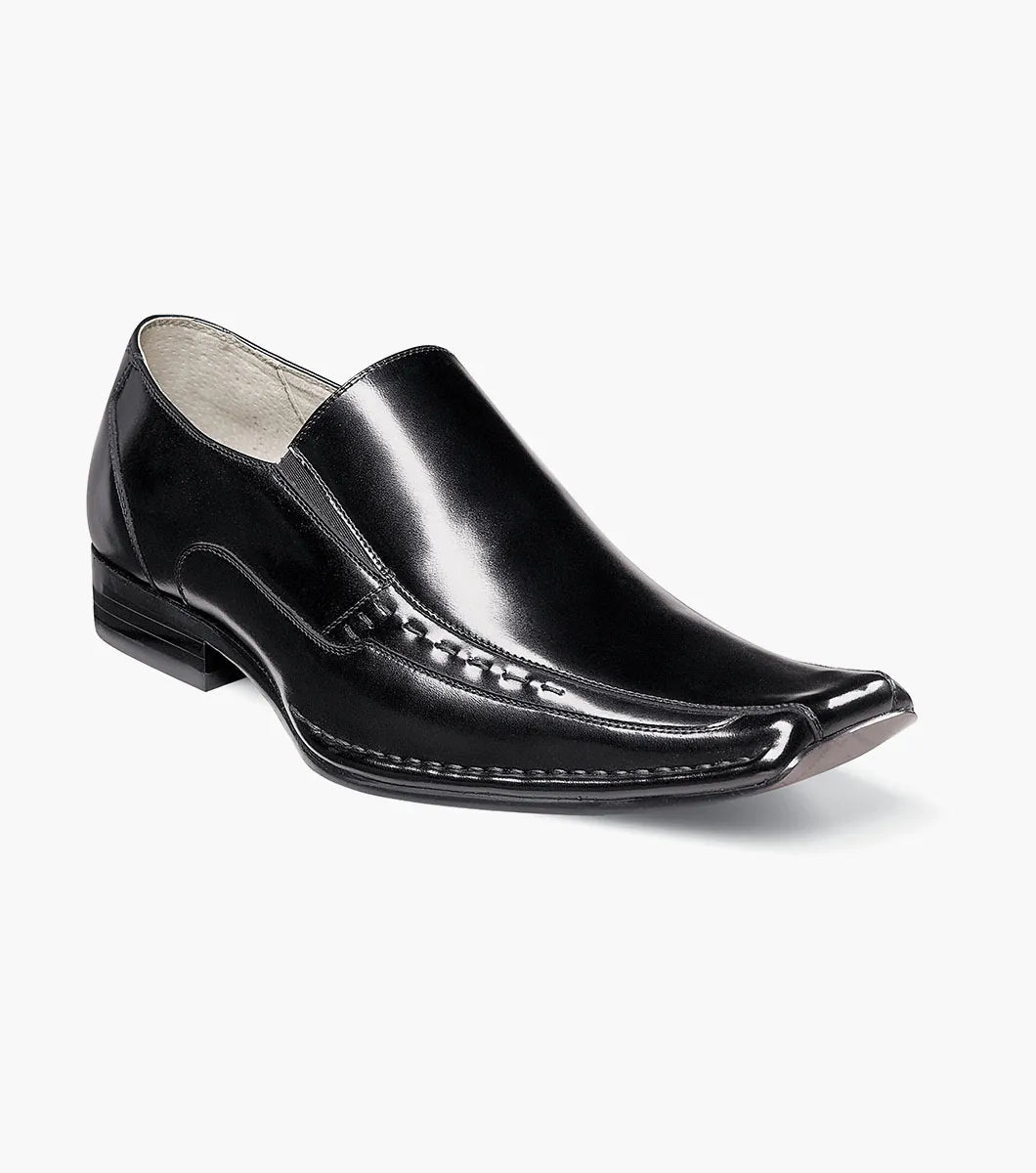 Black,7,M (D - medium)
