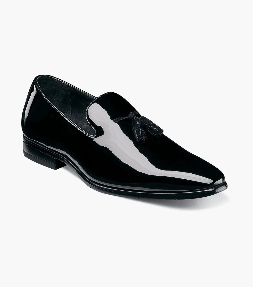 Black Patent,7,M (D - medium)